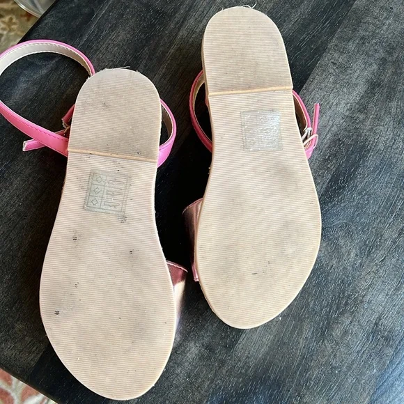 Girls J Crew sandals - Picture 5 of 6